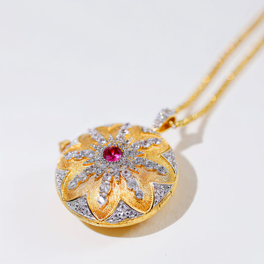 European American And Italian Craftsmanship Necklace Retro Palace - Which Mark