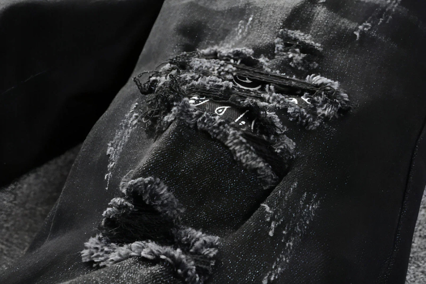 UrbanEase™ Black Cashew Flower Printed Patch Torn Jeans For Men - Which Mark