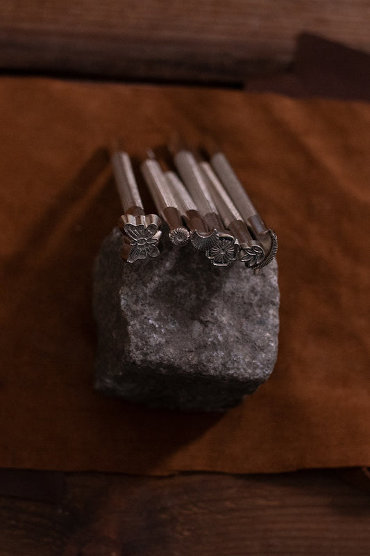 Embossing Tool Set 7 Parts - Which Mark