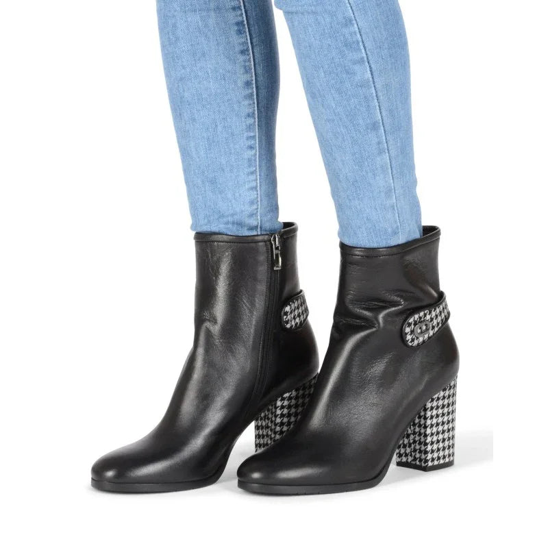 Carion Ankle Boot Black - Which Mark