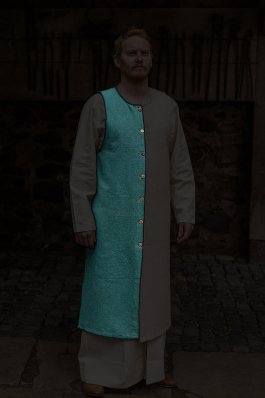 Right Side Tabard Auderic Green - Which Mark