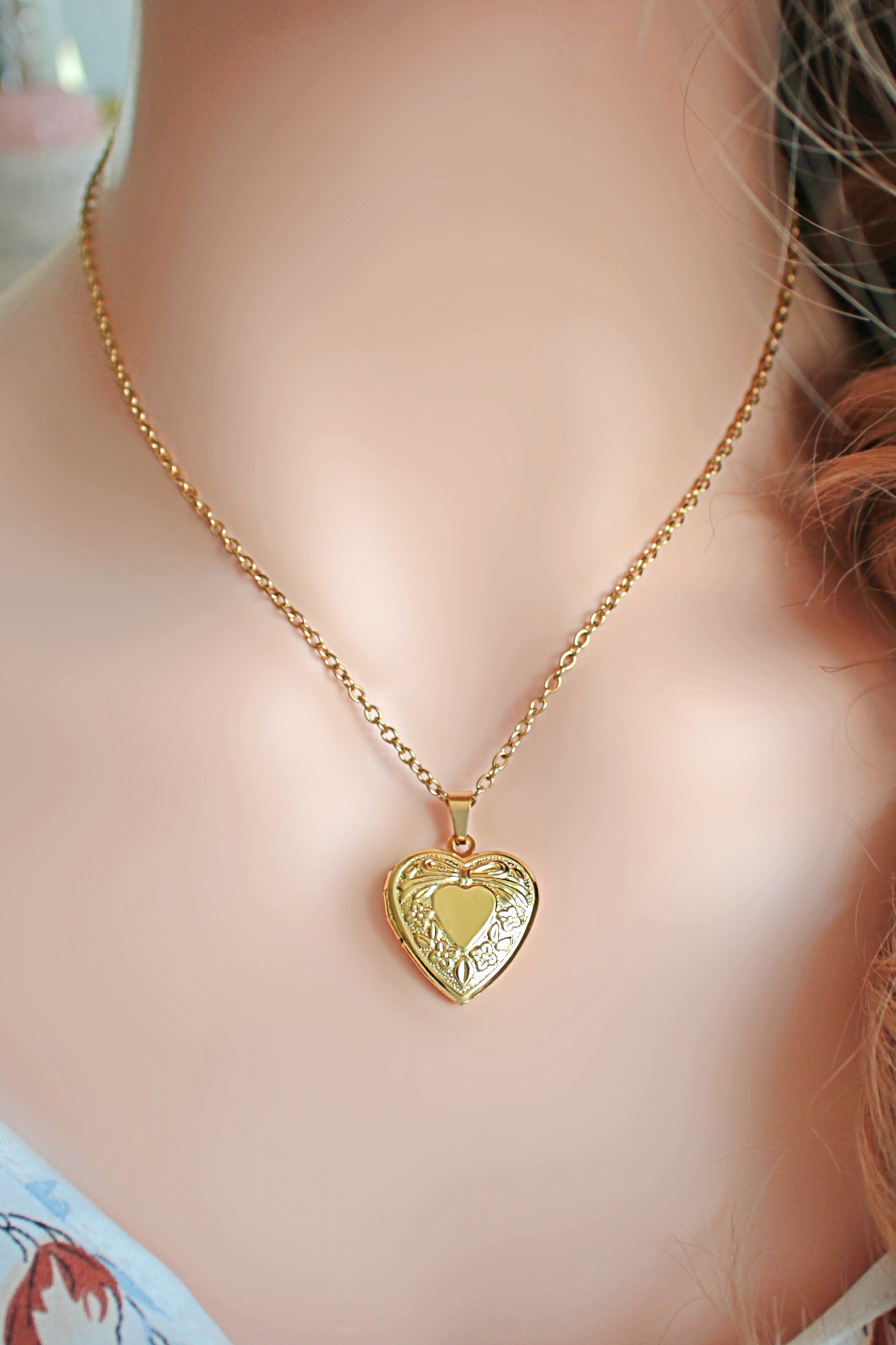 18 Karats Heart Locket Necklace - Which Mark