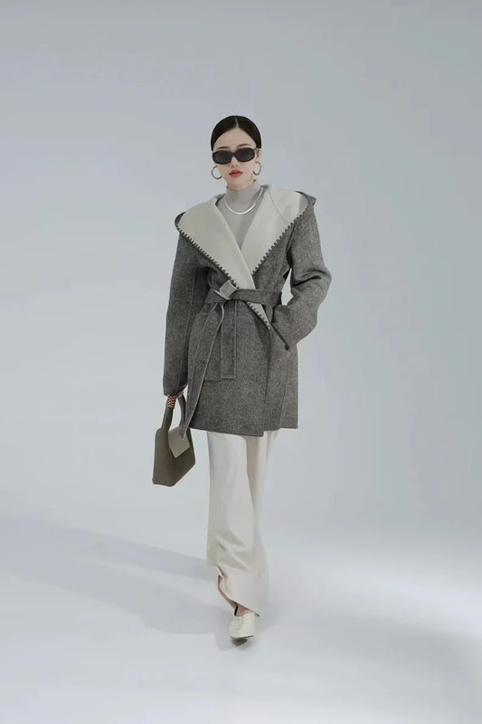 Women's Fashion Reversible Cashmere Coat – Luxury & Versatility - Which Mark