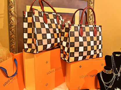 Lux Tote Medium Bag - Which Mark