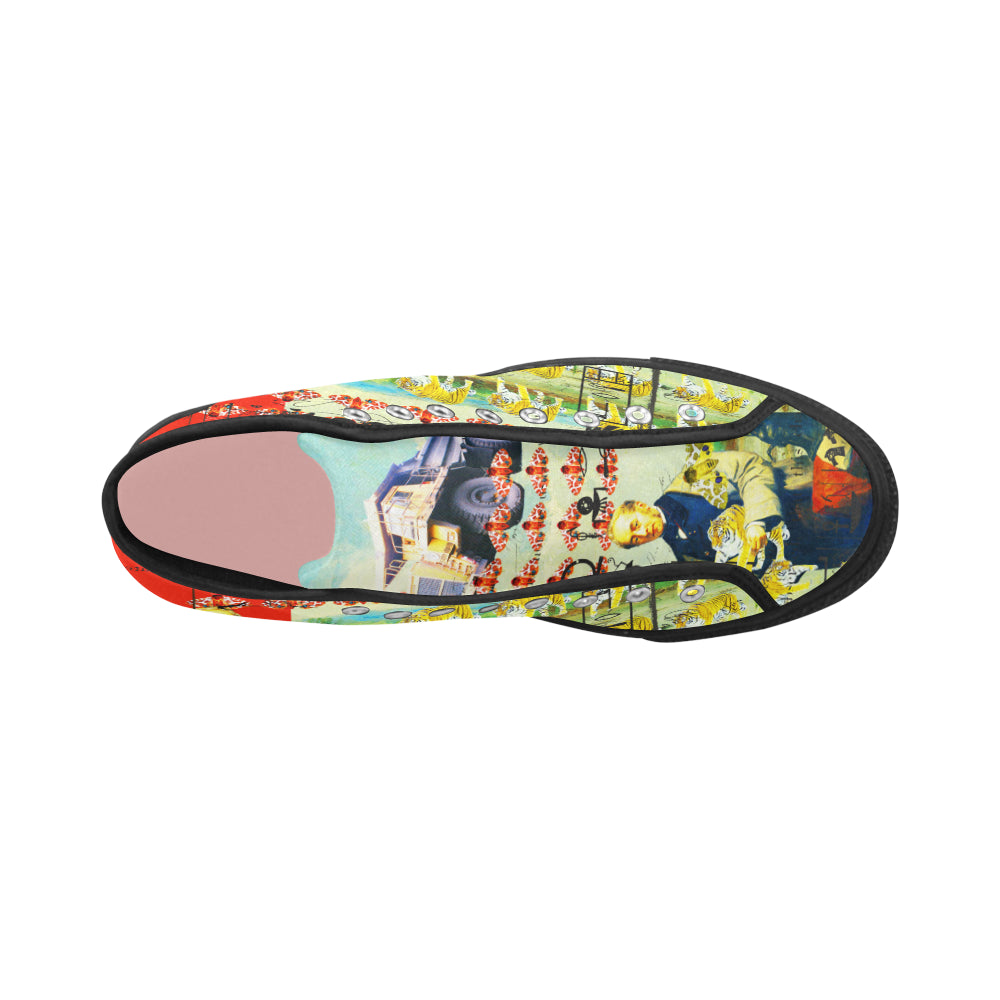 ACCORDING TO PLAN. Women's All Over Print Canvas Sneakers - Which Mark
