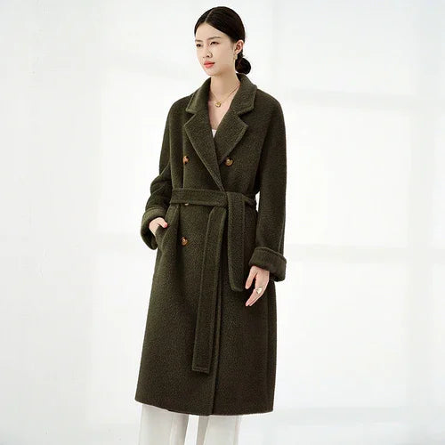 Solid Sail Sheep Camel Coat – Luxury & Warmth for Winter Elegance - Which Mark