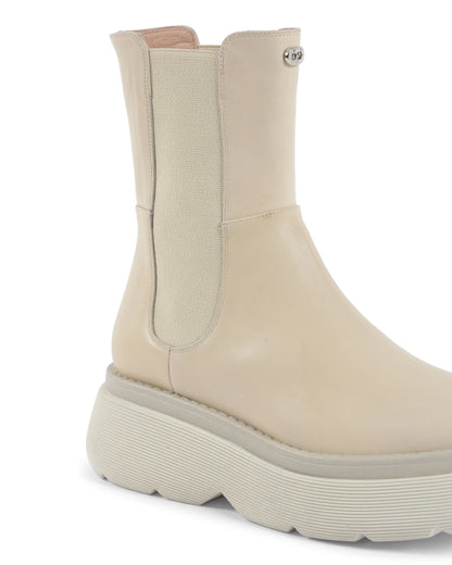 Dana - Short Boot Off White - Which Mark
