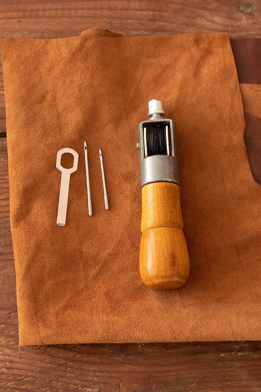 Sewing Awl kit with yarn - Which Mark