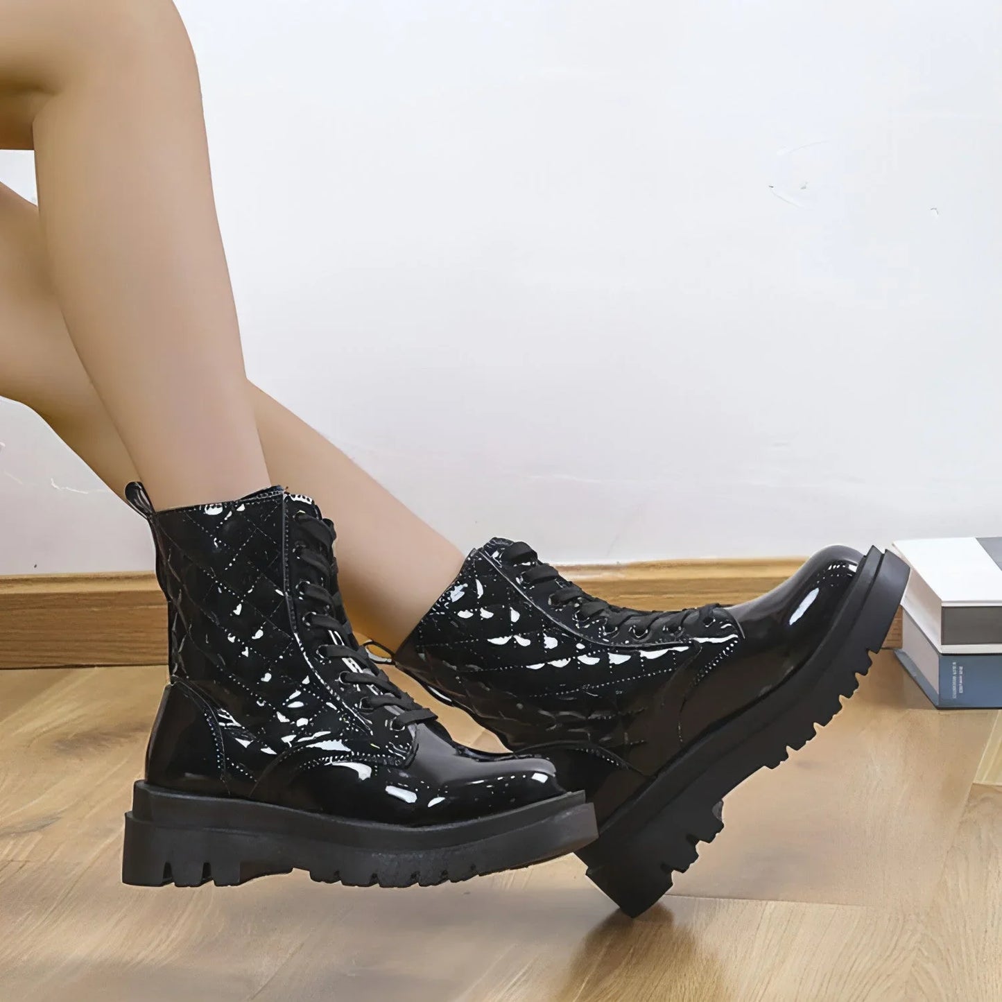 Thick-heeled Boot Women Shoes - Which Mark