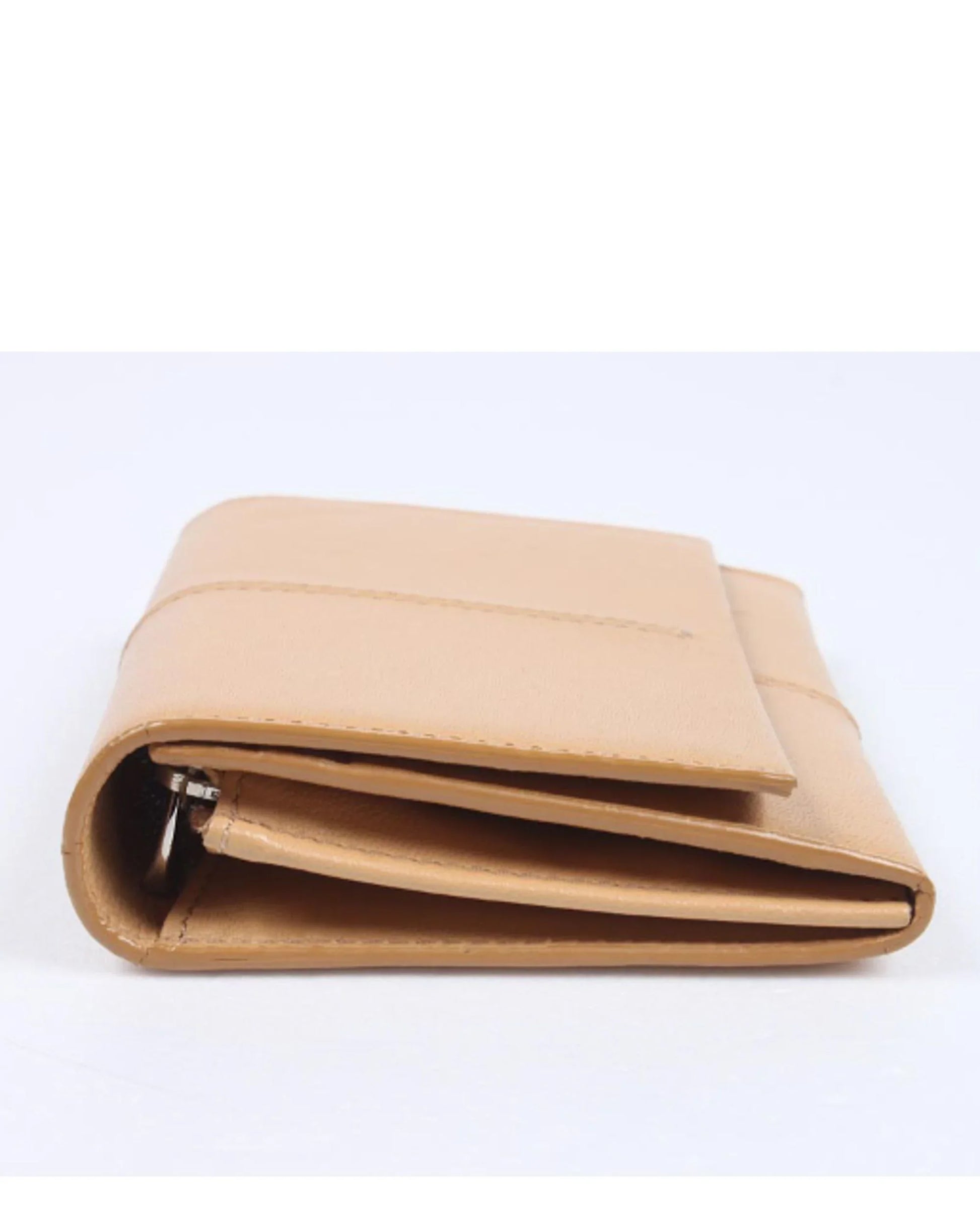 Tod's Womens Wallet XAW0F22FT606 - Which Mark