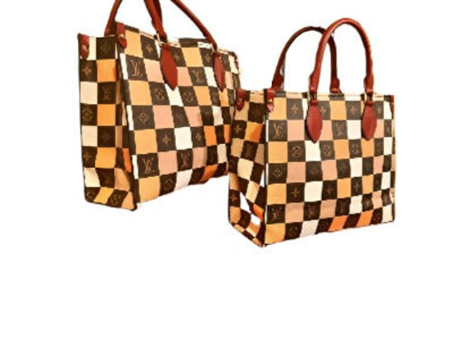 Lux Tote Medium Bag - Which Mark