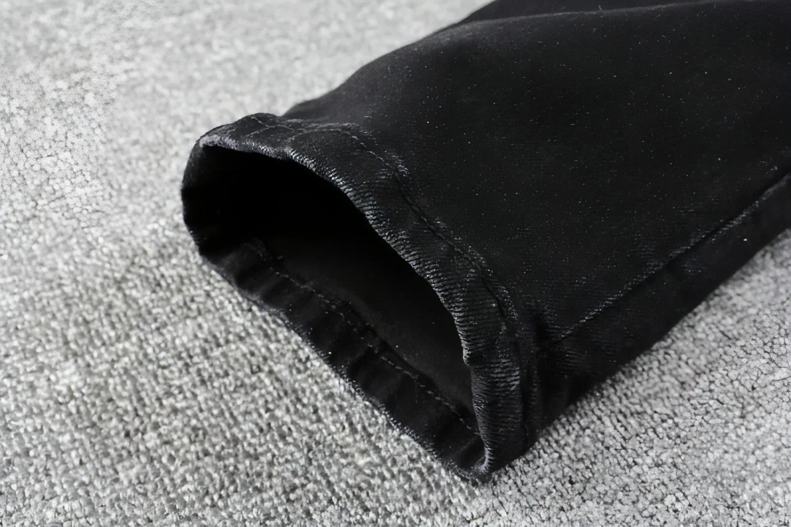 UrbanEase™ Black Cashew Flower Printed Patch Torn Jeans For Men - Which Mark