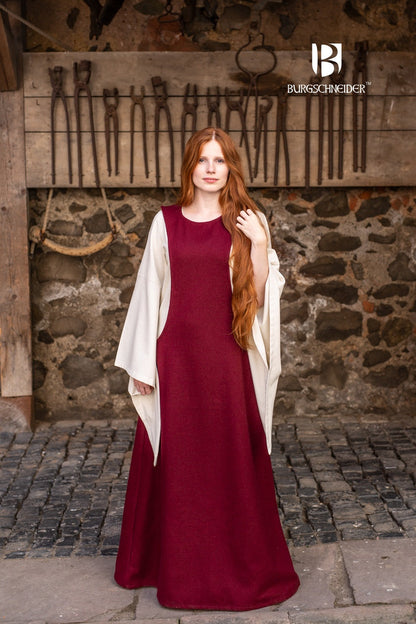 Wool Surcot Albrun Red - Which Mark