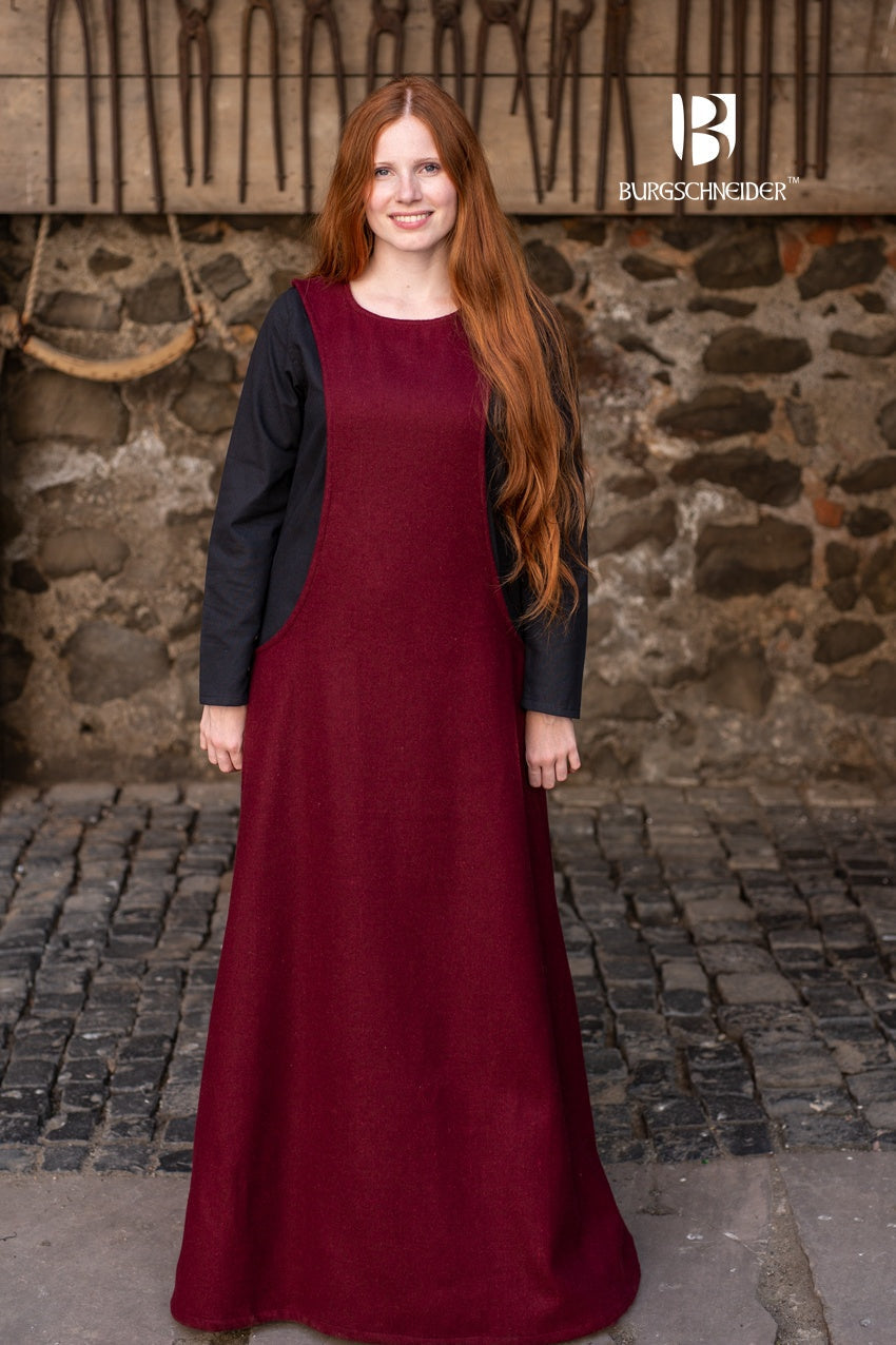 Wool Surcot Albrun Red - Which Mark