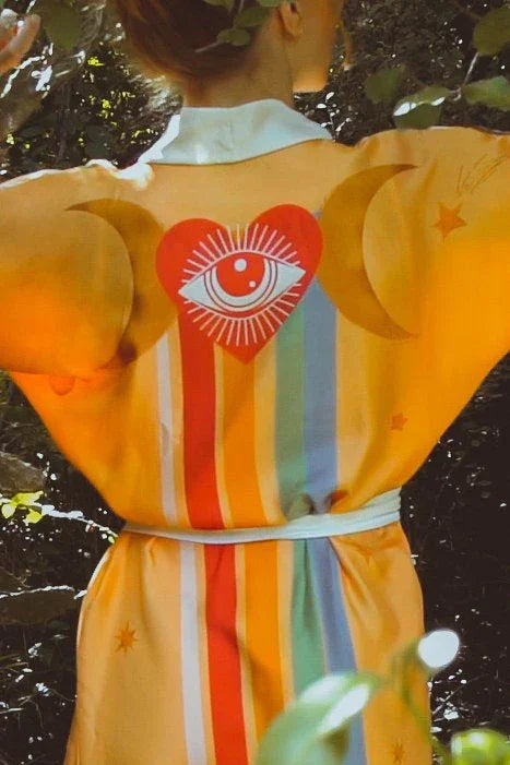 The Royal Robe in Yucatan Rainbow - Which Mark