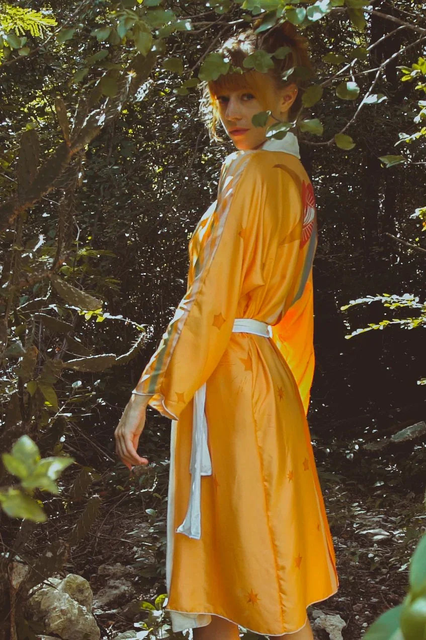 The Royal Robe in Yucatan Rainbow - Which Mark