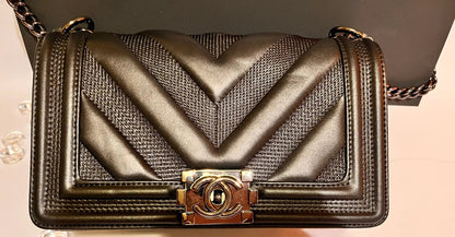 Luxury Chevron Quilted Flap Bag - Which Mark