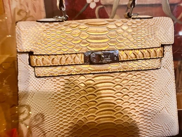 Women Crocodile Medium Bags - Which Mark