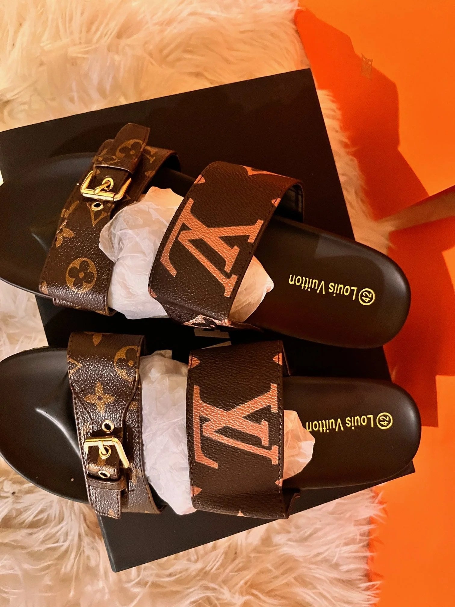 Fashion Flat Mule - Which Mark