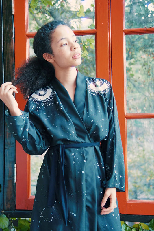 The Royal Robe - Which Mark