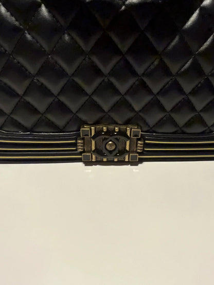 Luxury Crafted Front Flap Bag With Handle - Which Mark