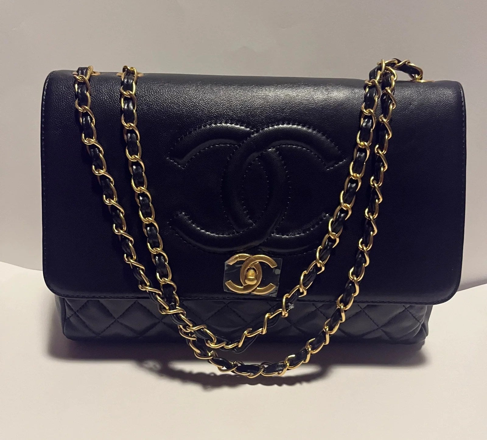 Flap with Top Black Lux Bag - Which Mark