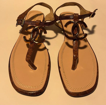 Women Thong Sandals With Back CC - Which Mark