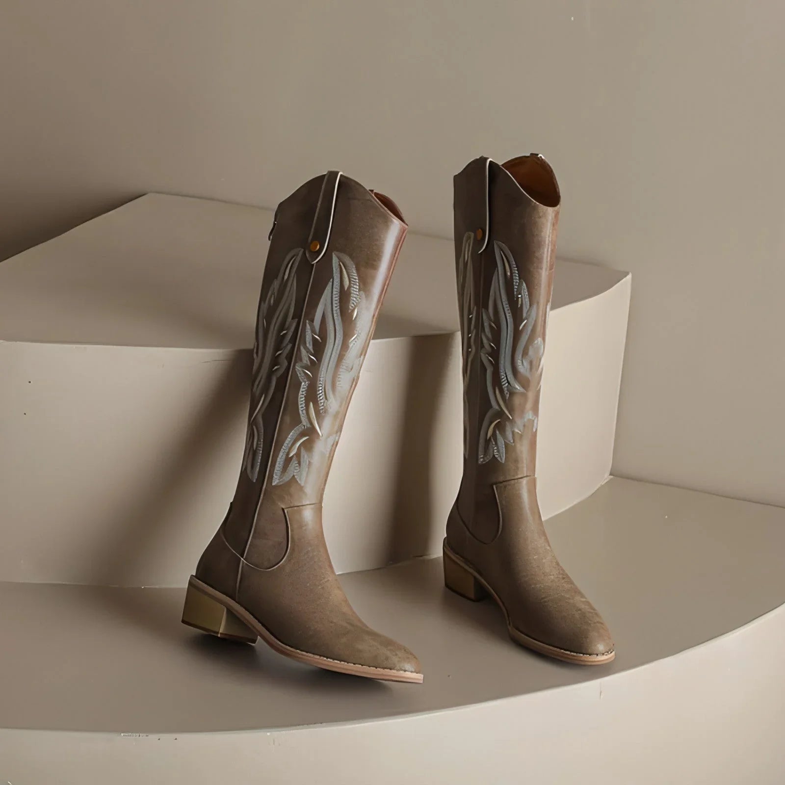 Retro Chunky Heel Embroidery Western Cowboy Boot Women - Which Mark