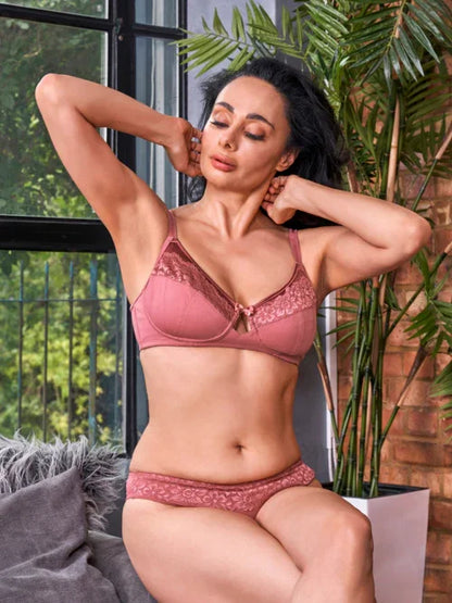 Rosie - Silk & Organic Cotton Lace Full Cup Wireless Bra - Which Mark