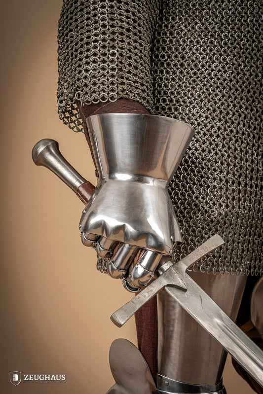 Hourglass Gauntlets 1350-1410 1,6mm Polished - Which Mark