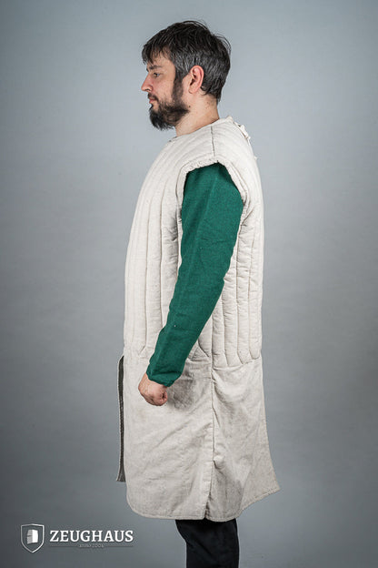 Sleeveless Gambeson Natural - Which Mark
