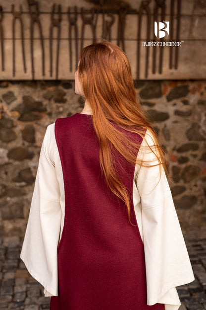 Wool Surcot Albrun Red - Which Mark