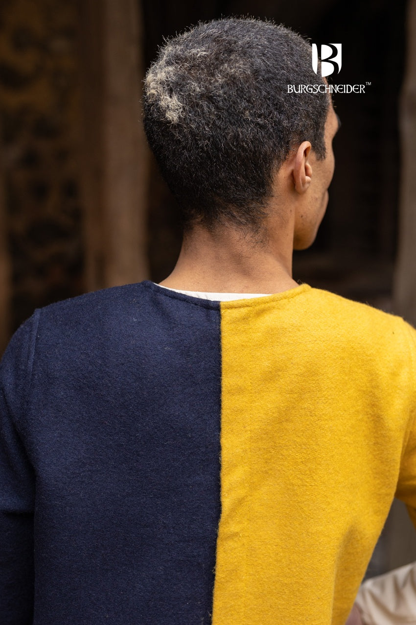 Right Side Surcoat Aleran Yellow - Which Mark