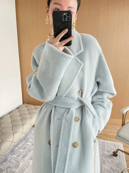Solid Sail Sheep Camel Coat – Luxury & Warmth for Winter Elegance - Which Mark