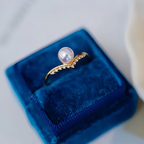 Women's 18k Gold And Diamond V-shaped Fashion Simple Ring - Which Mark