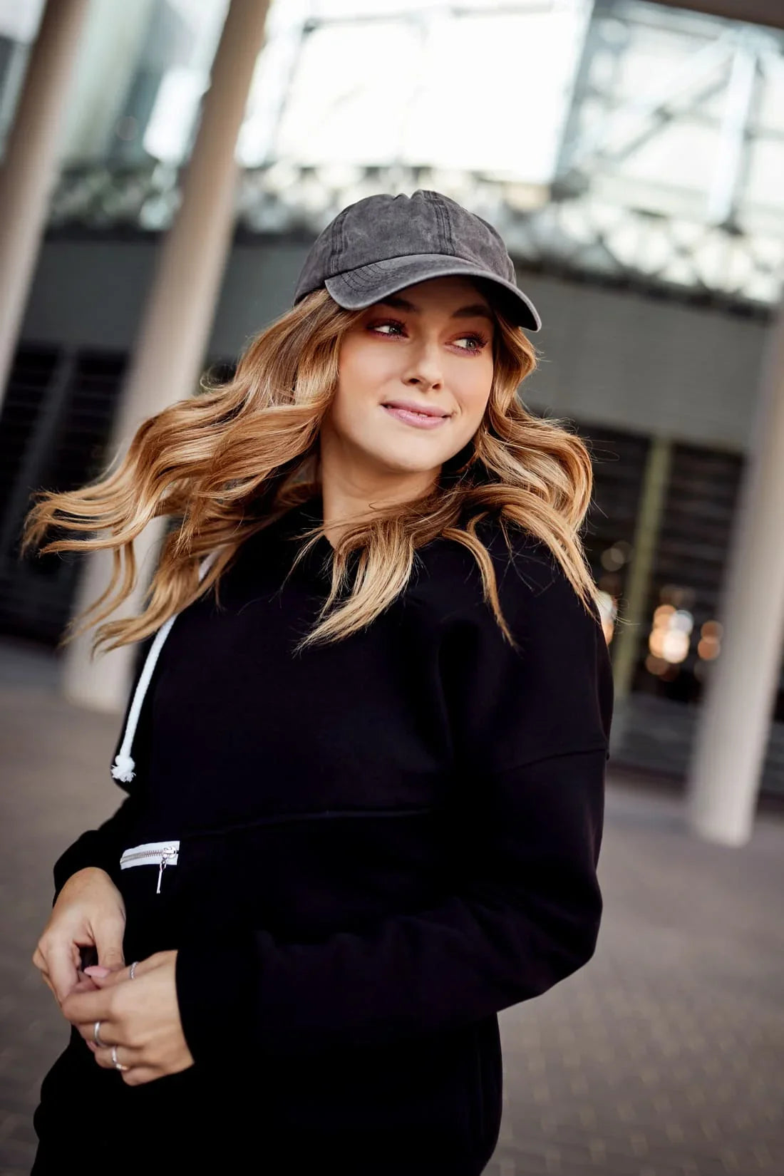 Women's insulated sweatshirt with hood, black FI724 - Which Mark