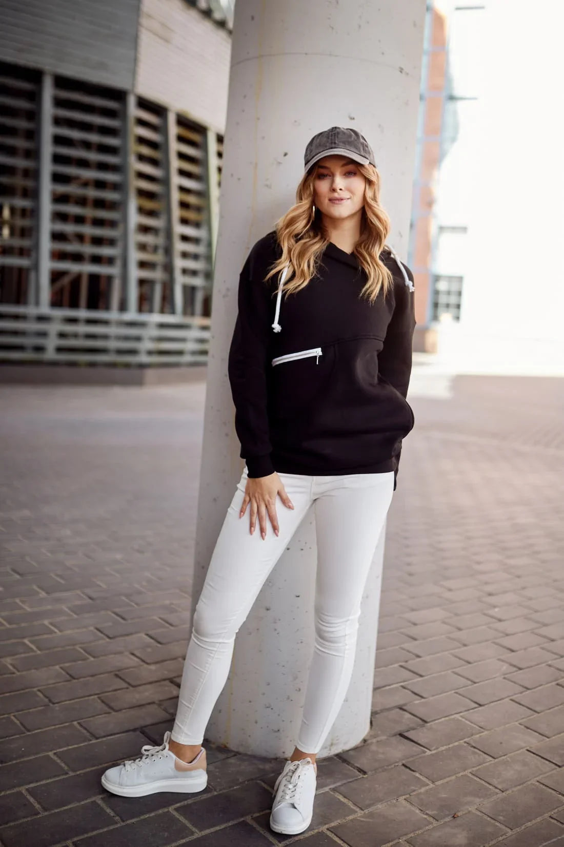 Women's insulated sweatshirt with hood, black FI724 - Which Mark