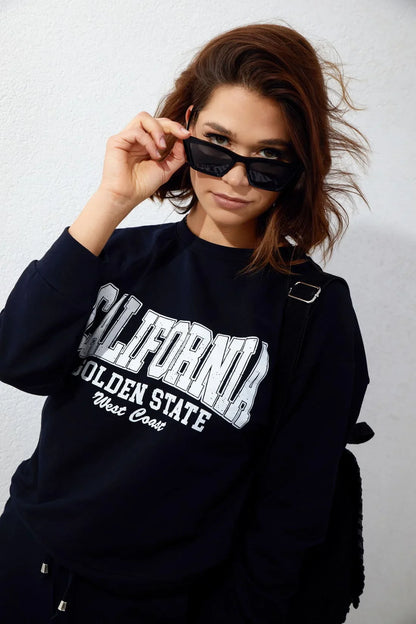 Women's tracksuit set with an application, navy blue FI728 - Which Mark