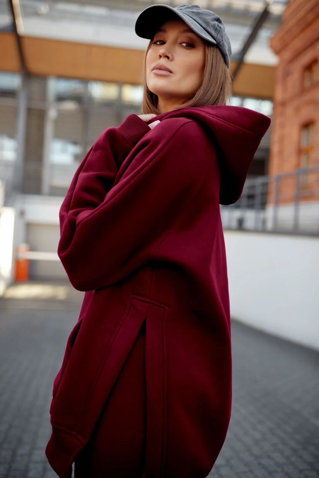 Women's set oversize sweatshirt and striped leggings burgundy FI764 - Which Mark