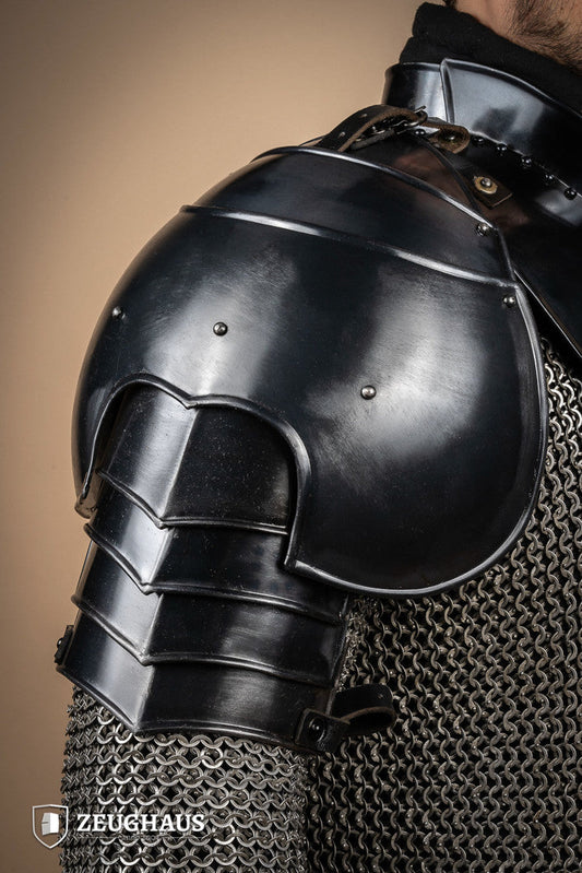 Pauldron Knight Burnished - Which Mark