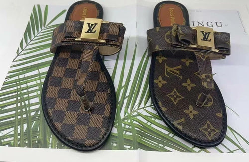 Fashion Thong Flat sandals - Which Mark
