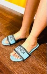 Fashion Flat Sandals - Which Mark